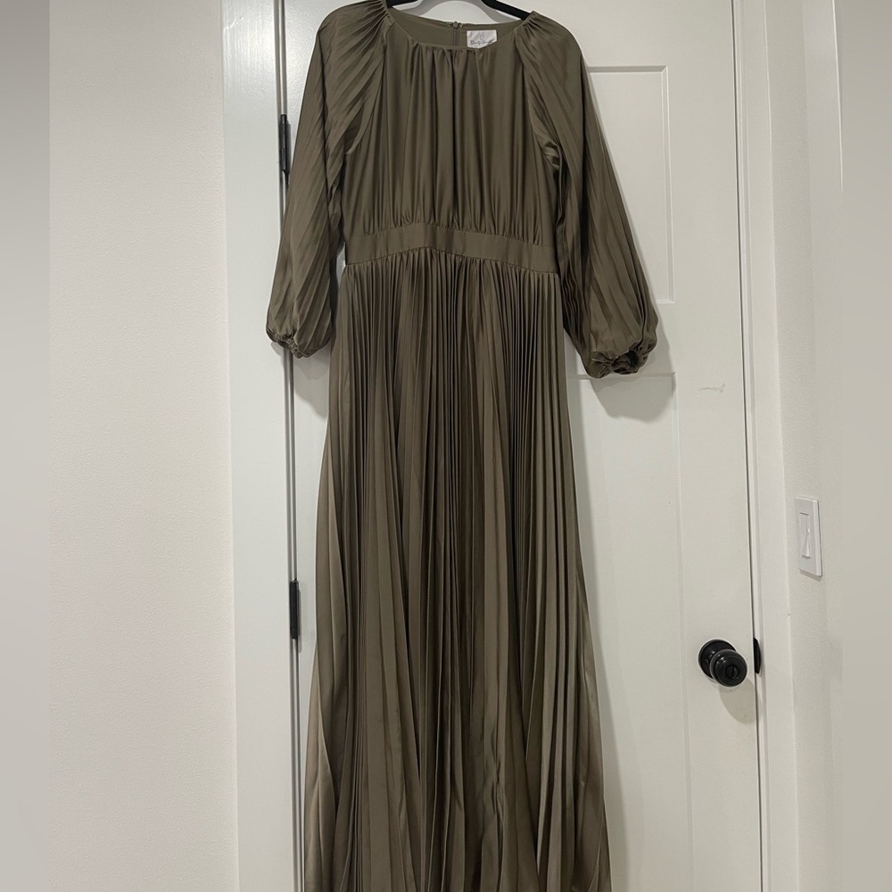 Dainty jewels dress